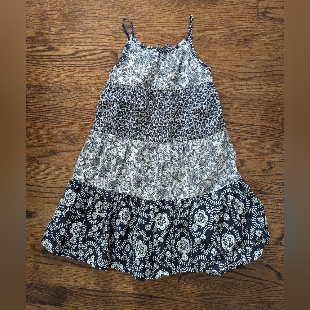 Floral Patterned Sleeveless Dress